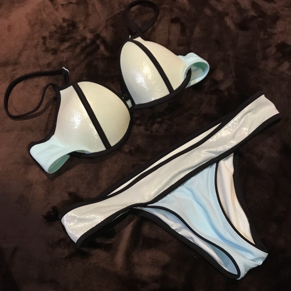 👙Victorias secret bathing suit👙NEW without tags